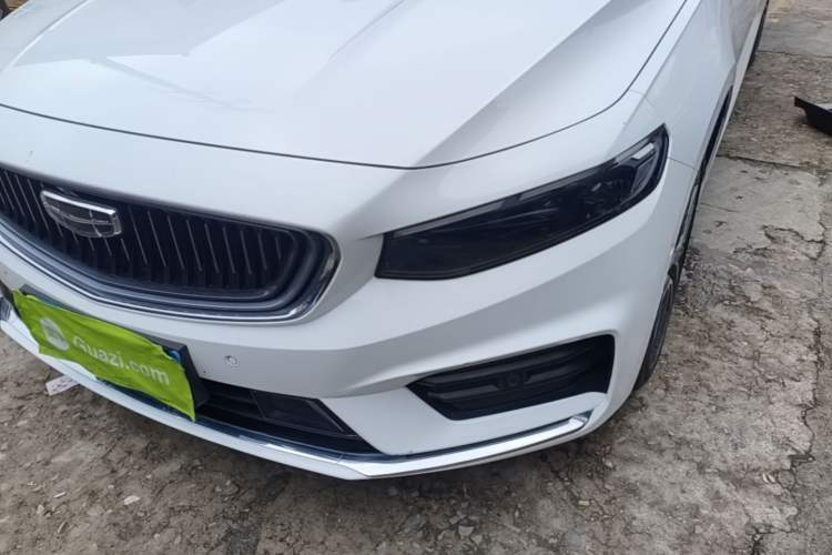 Used Geely Auto Preface 2021 Revised Version 2.0TD Luxury Edition Left Front Headlight
