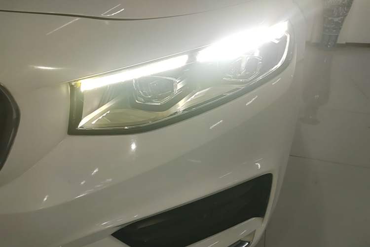 Used Geely Auto Preface 2021 2.0TD Luxury Version Left Front Headlight