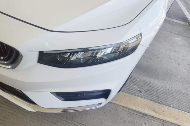 Used Geely Auto Preface 2021 2.0TD Luxury Version Left Front Headlight