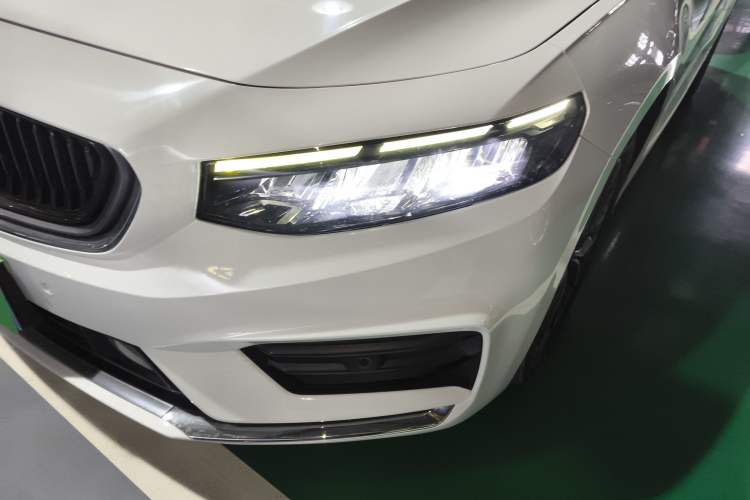 Used Geely Auto Preface 2021 2.0TD Luxury Version Left Front Headlight