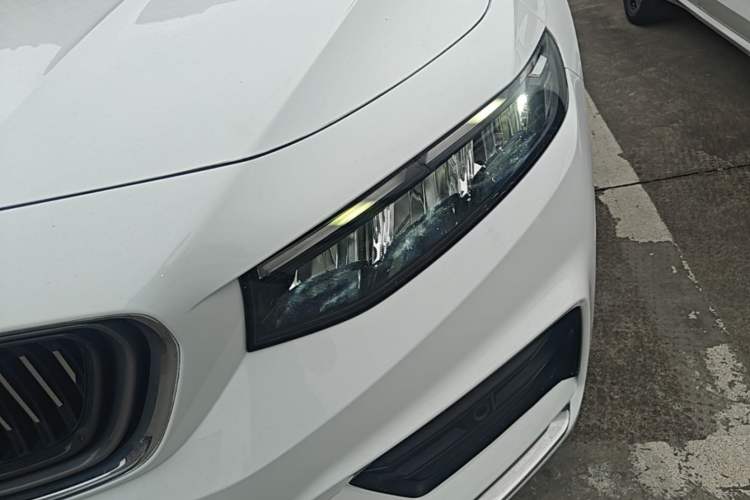 Used Geely Auto Preface 2021 2.0TD Luxury Version Left Front Headlight