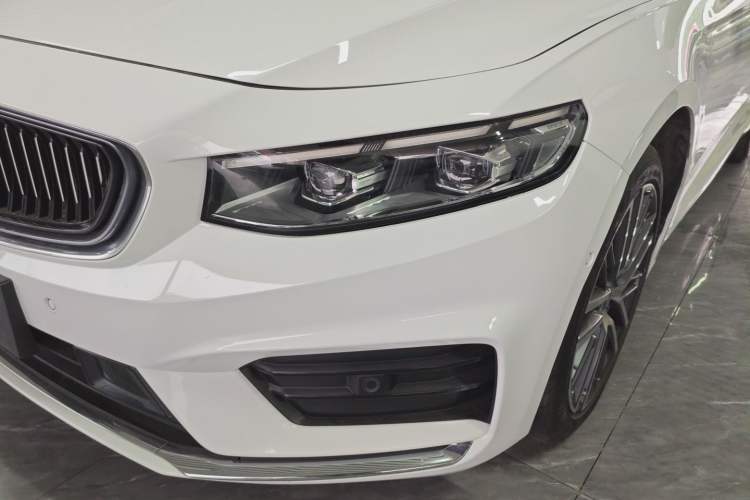 Used Geely Auto Preface 2021 2.0TD Flagship Edition Left Front Headlight