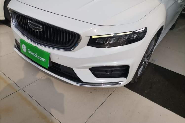 Used Geely Auto Preface 2021 Revised Version 2.0TD Luxury Edition Left Front Headlight