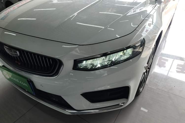 Used Geely Auto Preface 2021 Revised Version 2.0TD Luxury Edition Left Front Headlight