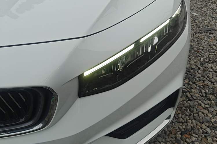 Used Geely Auto Preface 2021 2.0TD Luxury Version Left Front Headlight