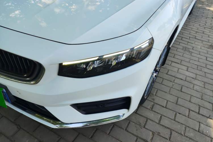 Used Geely Auto Preface 2021 Revised Version 2.0TD Luxury Edition Left Front Headlight