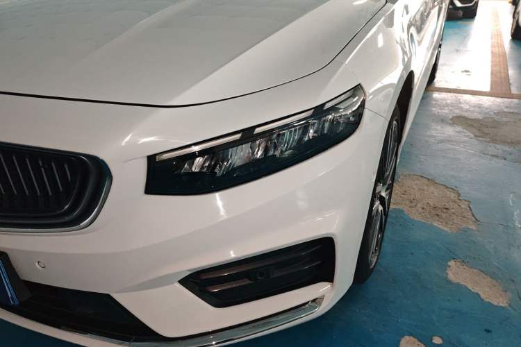 Used Geely Auto Preface 2021 Revised Version 2.0TD Luxury Edition Left Front Headlight