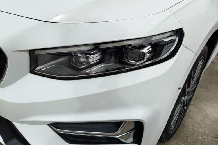 Used Geely Auto Preface 2021 Revised Version 2.0TD Luxury Edition Left Front Headlight