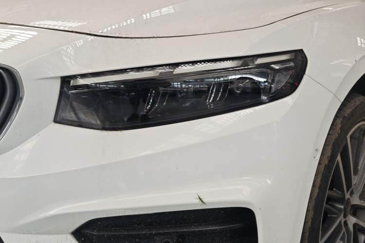 Used Geely Auto Preface 2021 Revised Version 2.0TD Luxury Edition Left Front Headlight
