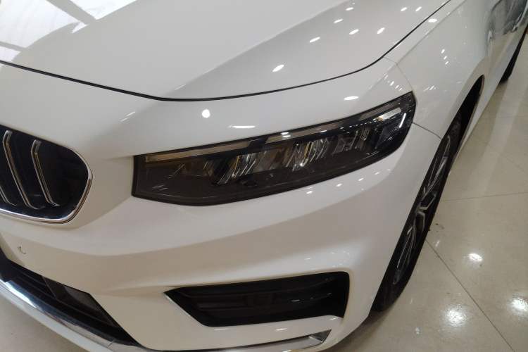 Used Geely Auto Preface 2021 2.0TD Luxury Version Left Front Headlight