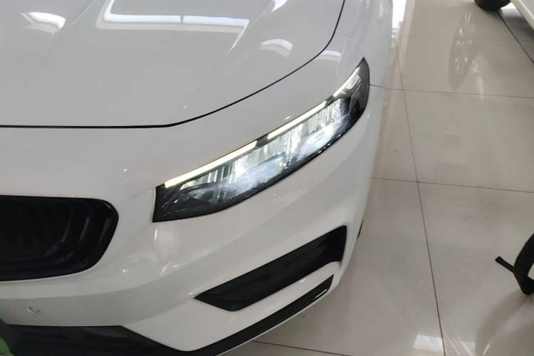 Used Geely Auto Preface 2021 2.0TD Space-Time Edition Hao Yue Left Front Headlight
