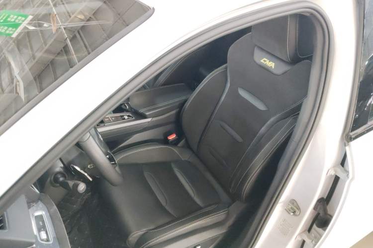 Used Geely Auto Preface 2021 2.0TD Space-Time Edition Hao Yue Left Front Seat