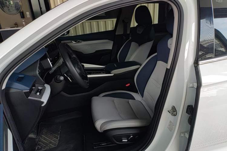 Used Geely Auto Preface 2021 Revised Version 2.0TD Luxury Edition Left Front Seat
