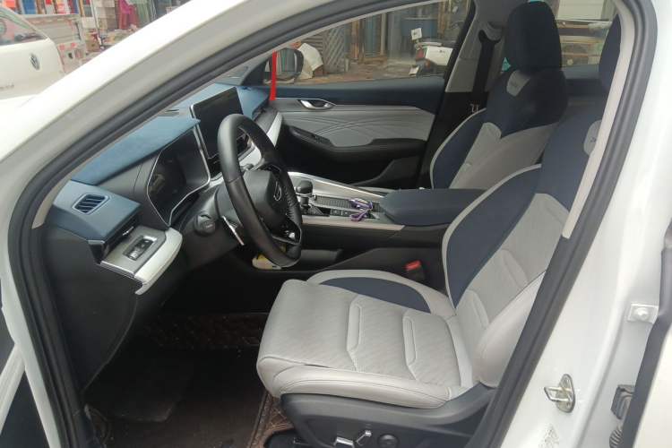 Used Geely Auto Preface 2021 Revised Version 2.0TD Luxury Edition Left Front Seat