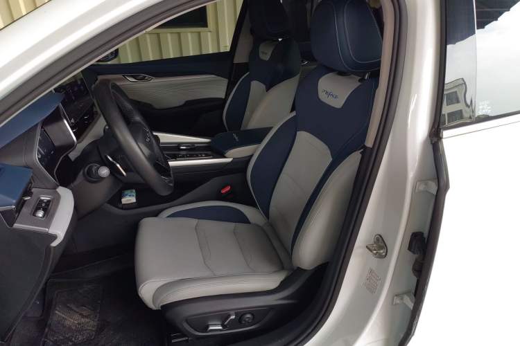 Used Geely Auto Preface 2021 Revised Version 2.0TD Luxury Edition Left Front Seat