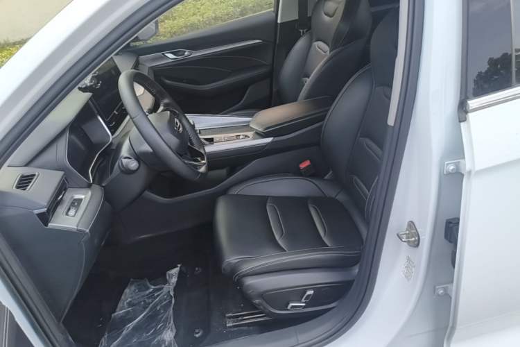 Used Geely Auto Preface 2021 2.0TD Luxury Version Left Front Seat