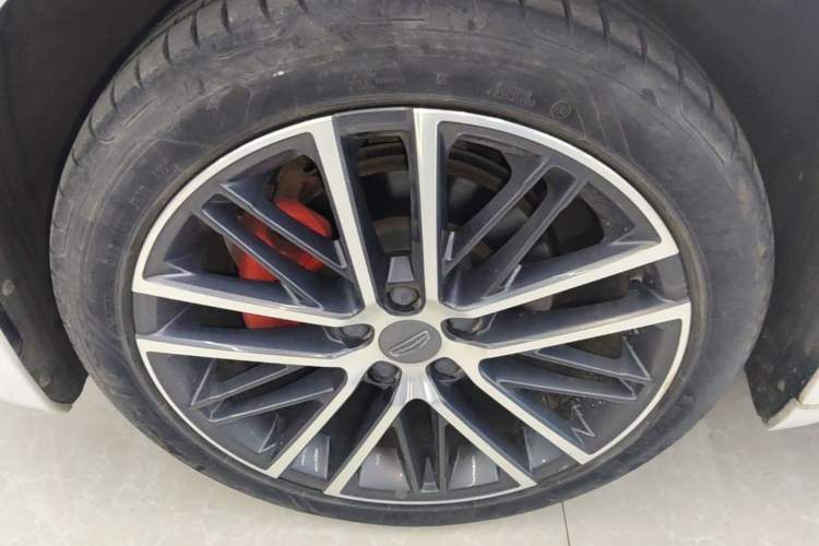 Used Geely Auto Preface 2021 2.0TD Luxury Version Left Front Wheel Hub