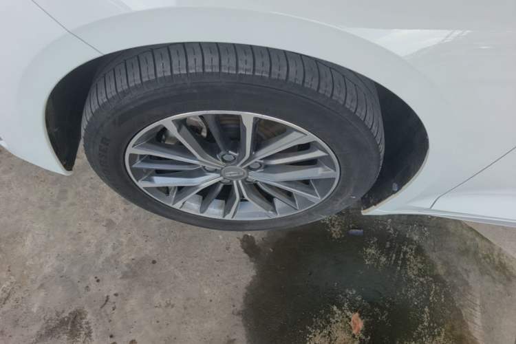 Used Geely Auto Preface 2021 2.0TD Luxury Version Left Front Wheel Hub