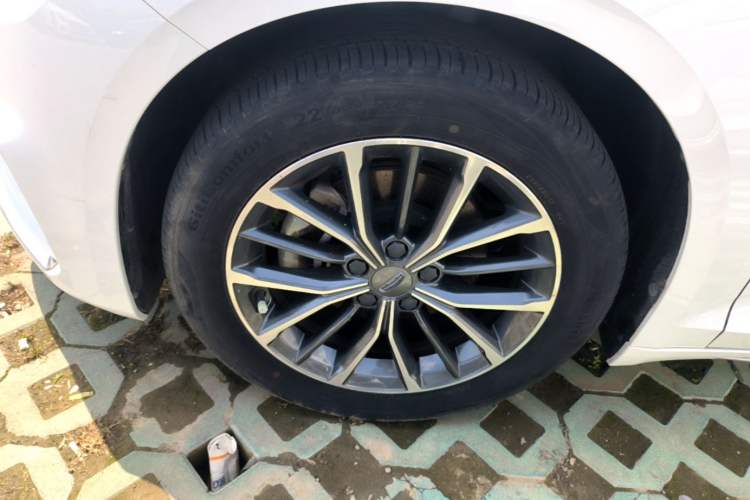 Used Geely Auto Preface 2021 2.0TD Luxury Version Left Front Wheel Hub