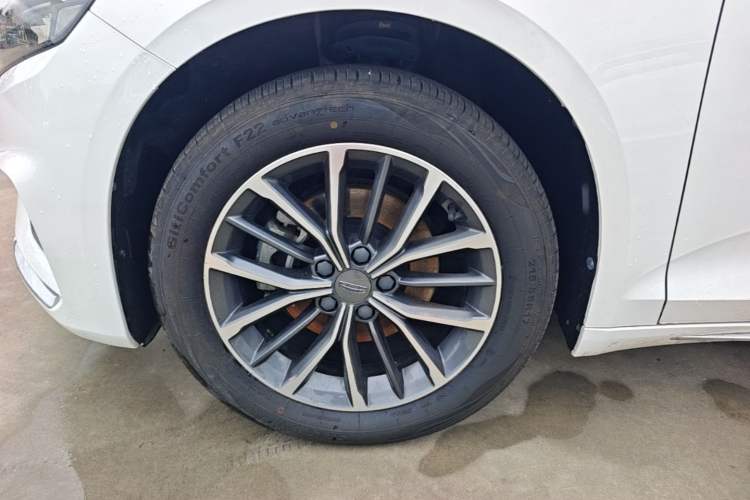Used Geely Auto Preface 2021 2.0TD Luxury Version Left Front Wheel Hub