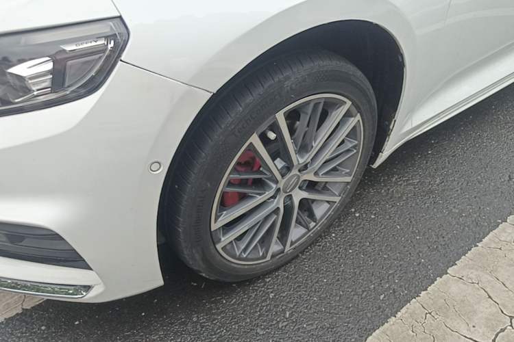 Used Geely Auto Preface 2021 2.0TD Flagship Edition Left Front Wheel Hub