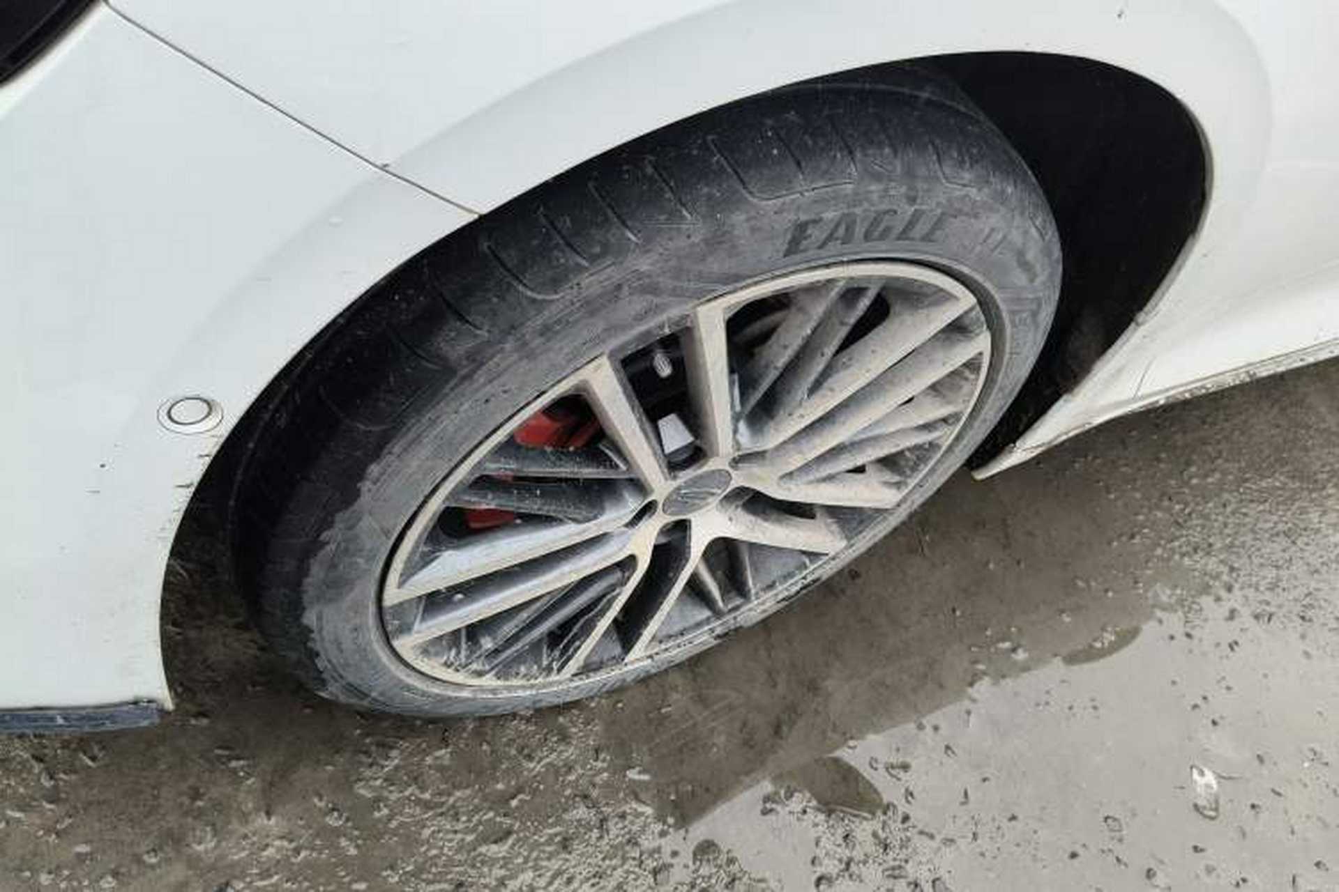 Used Geely Auto Preface 2021 Revised Version 2.0TD Luxury Edition Left Front Wheel Hub