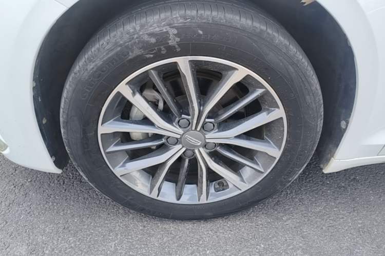 Used Geely Auto Preface 2021 2.0TD Luxury Version Left Front Wheel Hub