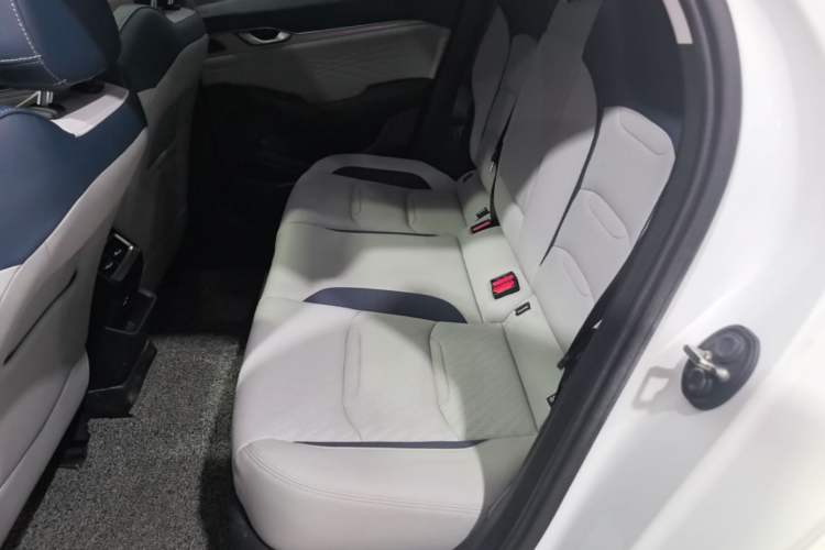 Used Geely Auto Preface 2021 Revised Version 2.0TD Luxury Edition Left Rear Seat