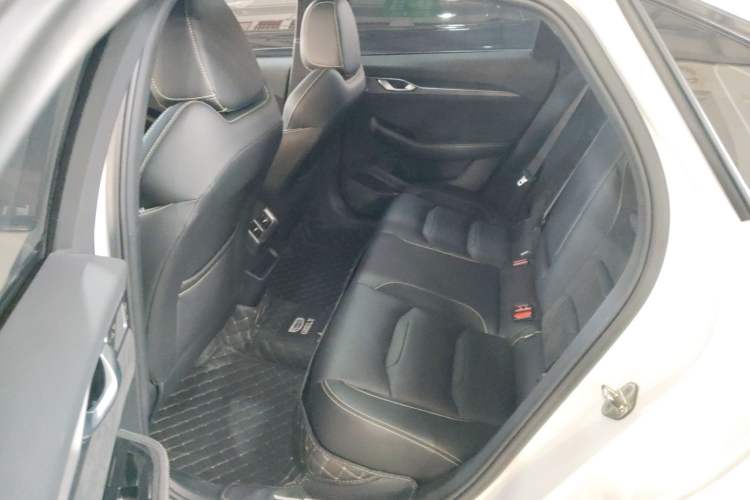 Used Geely Auto Preface 2021 2.0TD Space-Time Edition Hao Yue Left Rear Seat