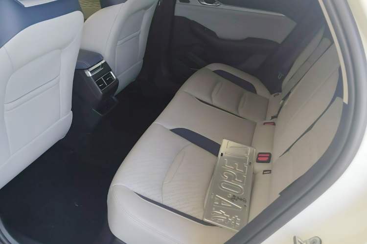 Used Geely Auto Preface 2021 2.0TD Luxury Version Left Rear Seat