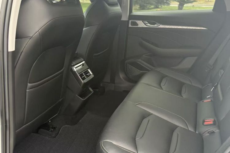 Used Geely Auto Preface 2021 2.0TD Luxury Version Left Rear Seat