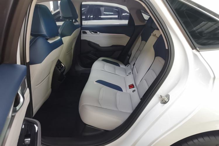 Used Geely Auto Preface 2021 Revised Version 2.0TD Luxury Edition Left Rear Seat