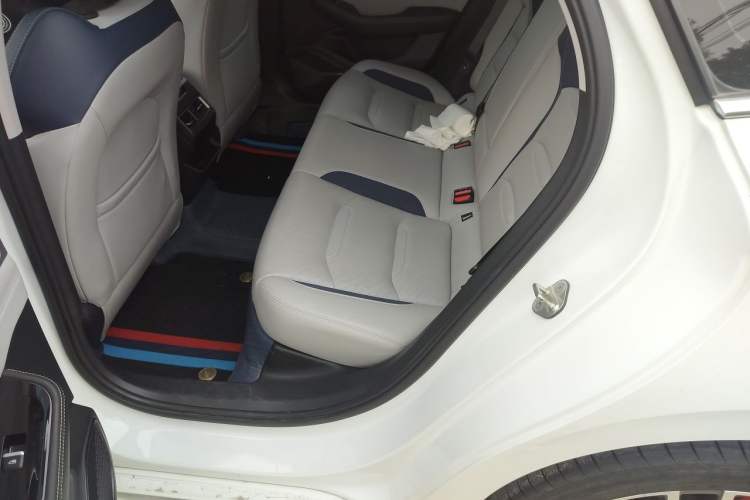 Used Geely Auto Preface 2021 Revised Version 2.0TD Luxury Edition Left Rear Seat