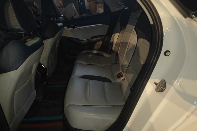 Used Geely Auto Preface 2021 Revised Version 2.0TD Luxury Edition Left Rear Seat