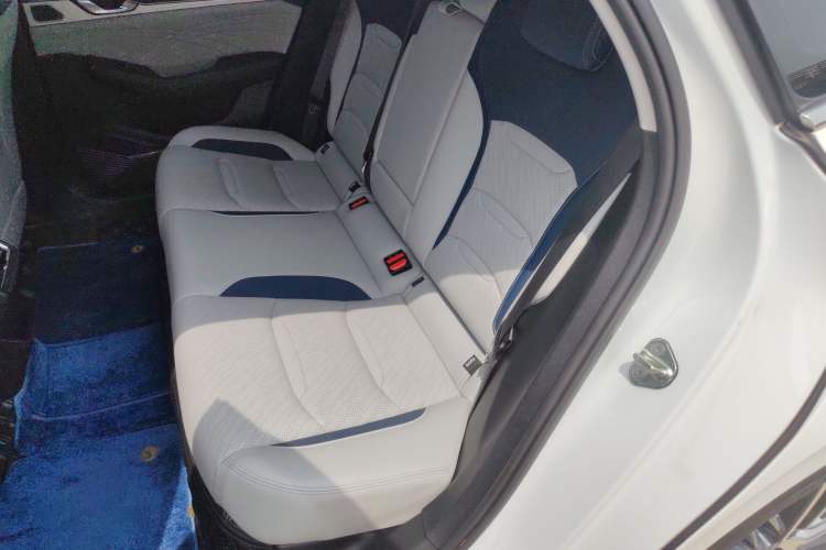 Used Geely Auto Preface 2021 Revised Version 2.0TD Luxury Edition Left Rear Seat