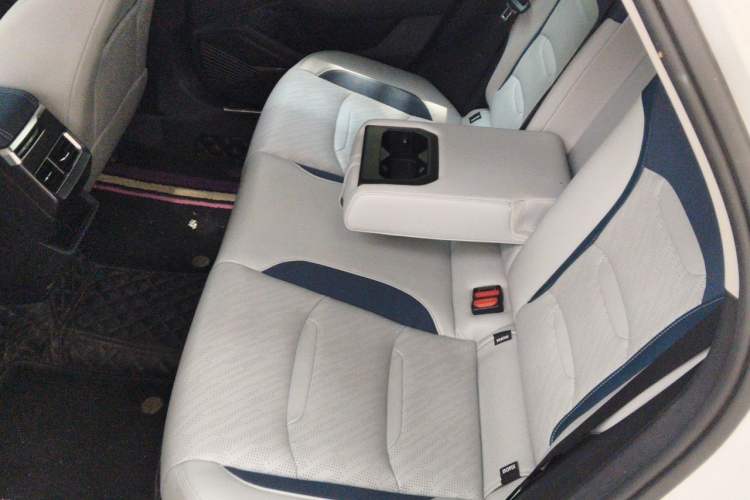 Used Geely Auto Preface 2021 2.0TD Luxury Version Left Rear Seat