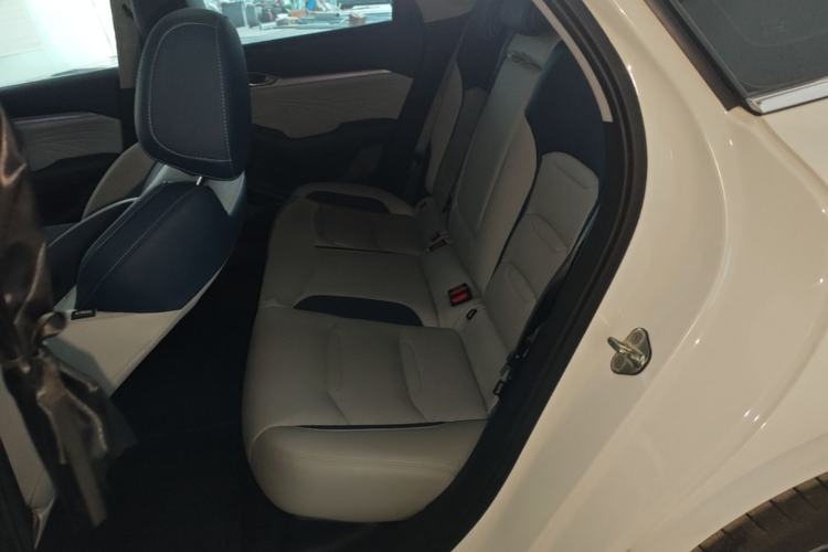 Used Geely Auto Preface 2021 Revised Version 2.0TD Luxury Edition Left Rear Seat
