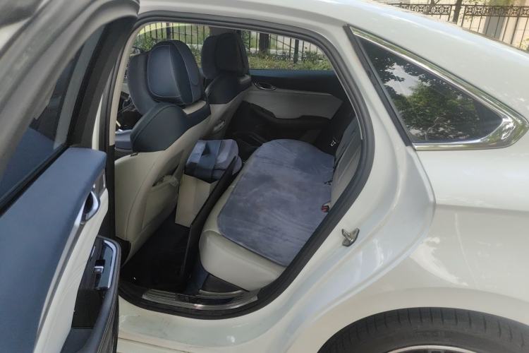 Used Geely Auto Preface 2021 2.0TD Flagship Edition Left Rear Seat