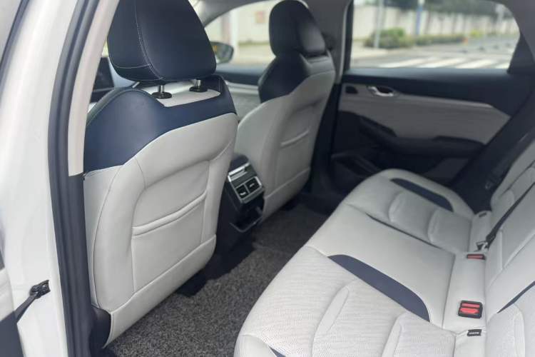Used Geely Auto Preface 2021 2.0TD Luxury Version Left Rear Seat