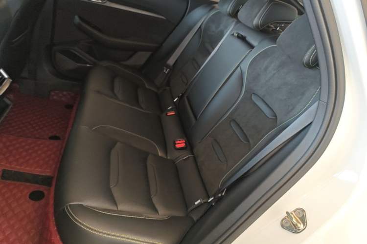 Used Geely Auto Preface 2021 2.0TD Space-Time Edition Hao Yue Left Rear Seat