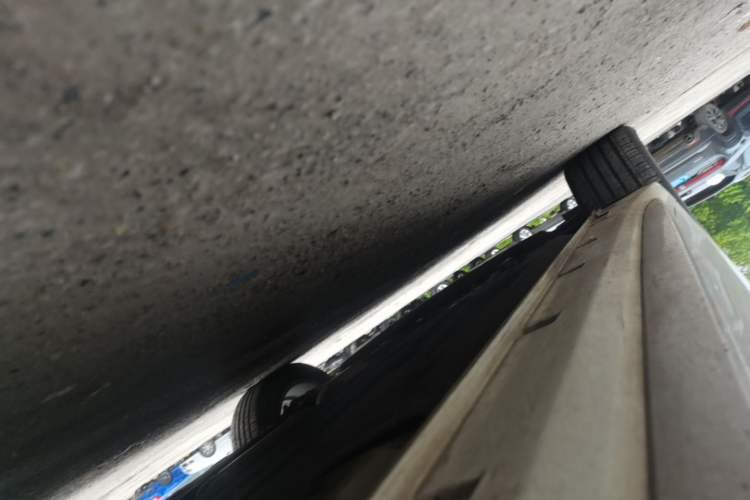 Used Geely Auto Preface 2021 2.0TD Luxury Version Left Side Sill
