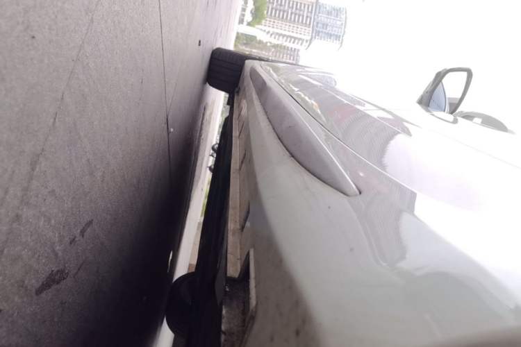 Used Geely Auto Preface 2021 Revised Version 2.0TD Luxury Edition Left Side Sill