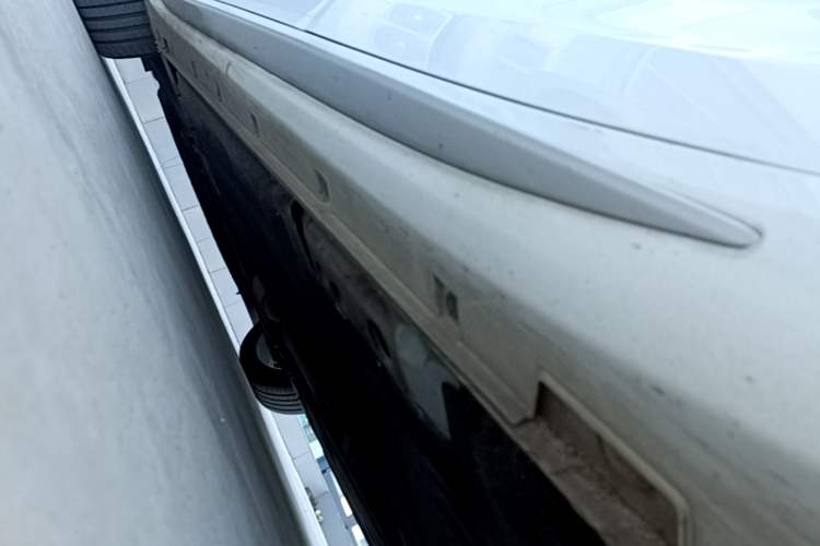 Used Geely Auto Preface 2021 Revised Version 2.0TD Luxury Edition Left Side Sill