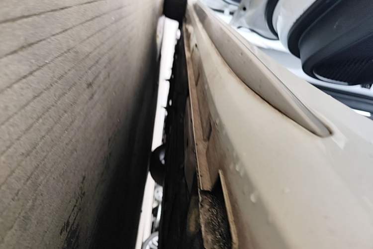 Used Geely Auto Preface 2021 2.0TD Luxury Version Left Side Sill