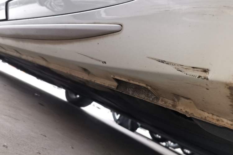 Used Geely Auto Preface 2021 2.0TD Luxury Version Left Side Sill