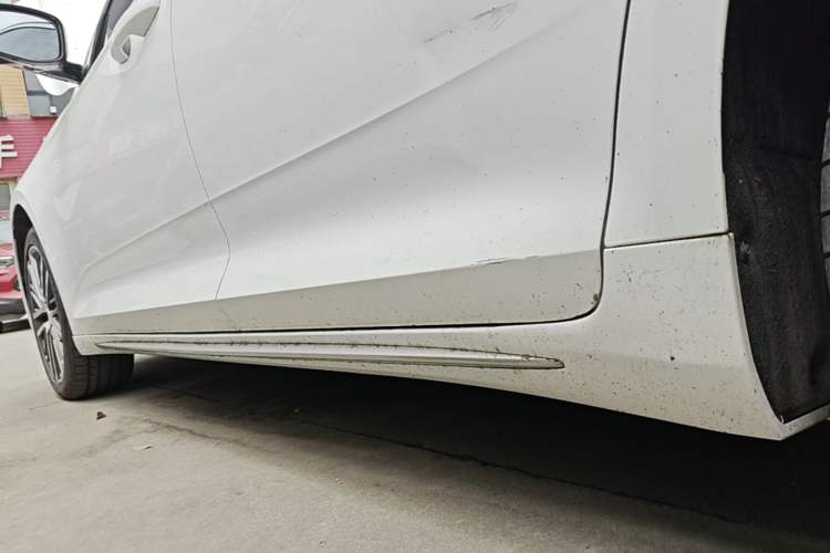 Used Geely Auto Preface 2021 2.0TD Flagship Edition Left Side Sill