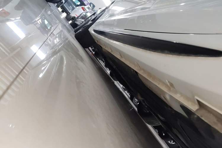Used Geely Auto Preface 2021 2.0TD Space-Time Edition Hao Yue Left Side Sill