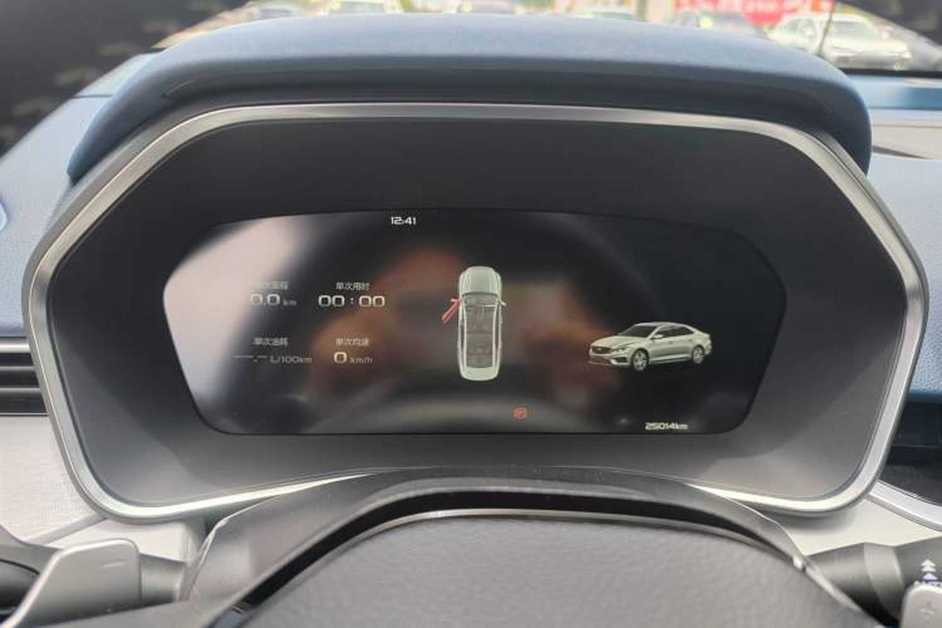 Used Geely Auto Preface 2021 Revised Version 2.0TD Luxury Edition Odometer Close Up