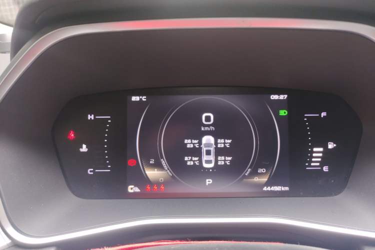 Used Geely Auto Preface 2021 2.0TD Luxury Version Odometer Close Up