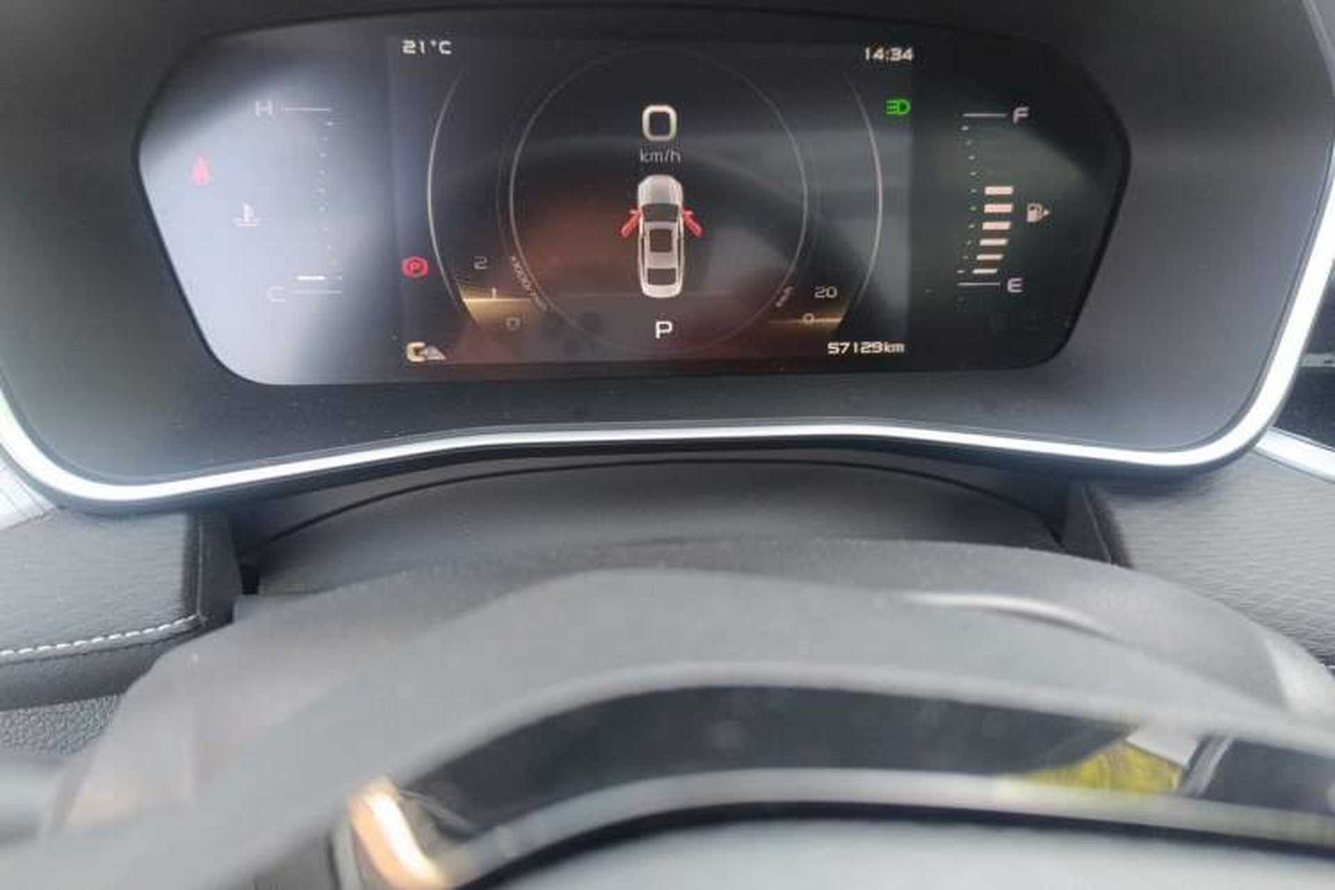 Used Geely Auto Preface 2021 2.0TD Luxury Version Odometer Close Up